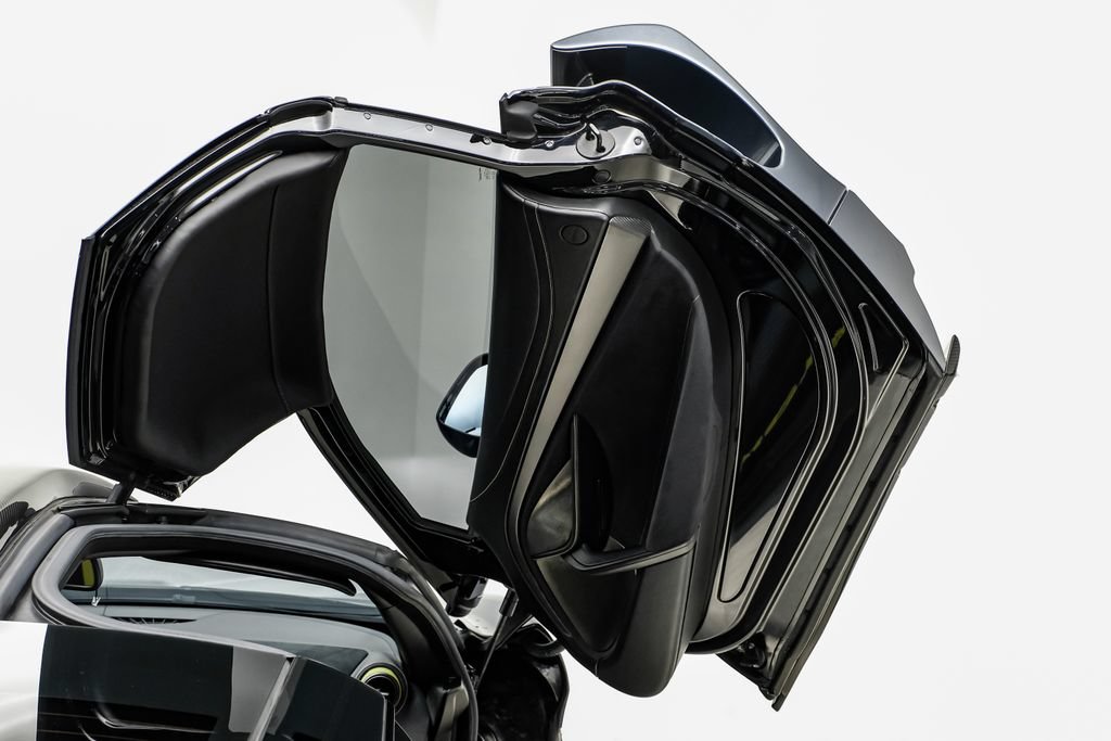 Used 2018 McLaren 720S Performance photo 35