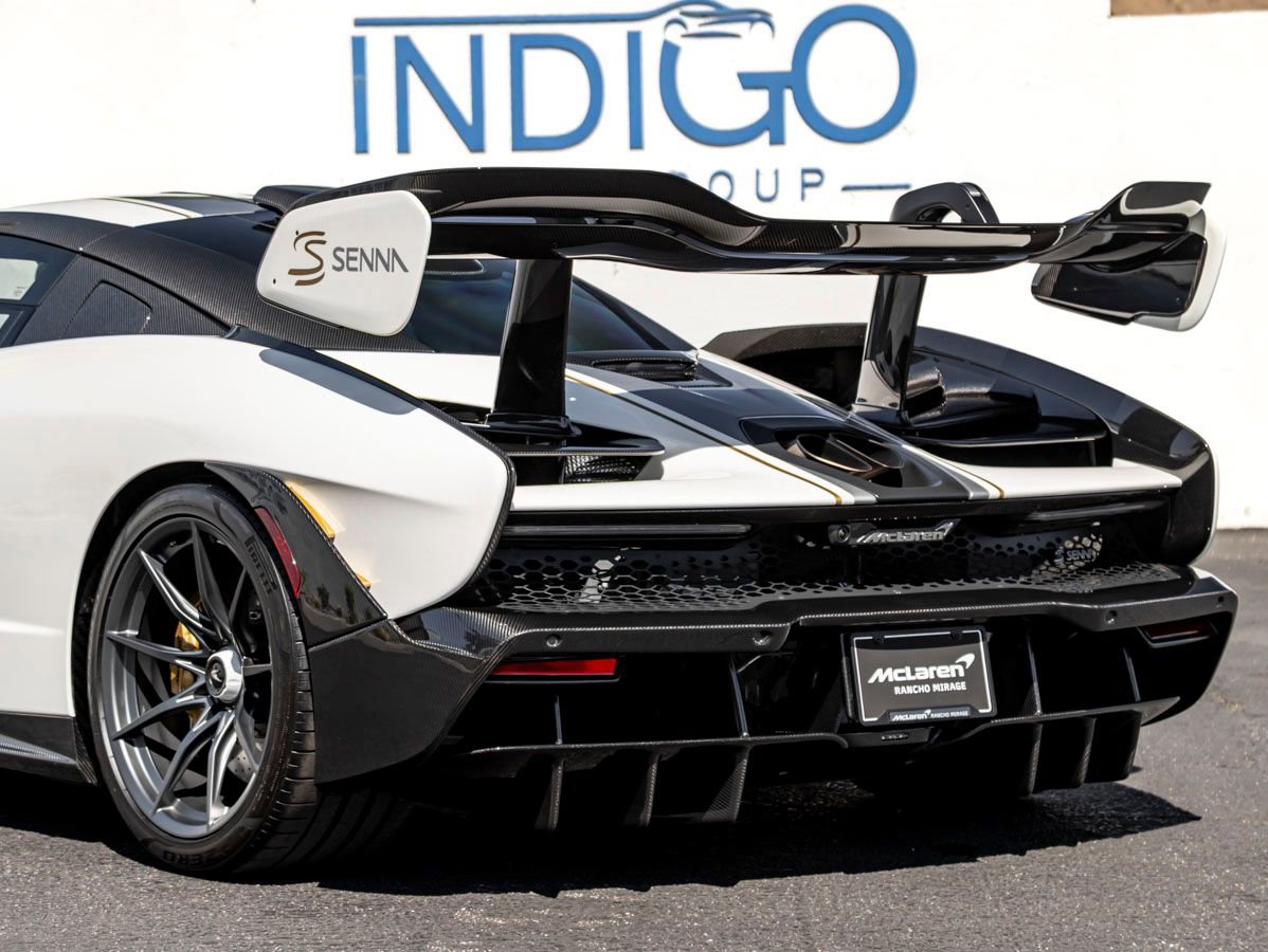 Used 2019 McLaren Senna photo 16