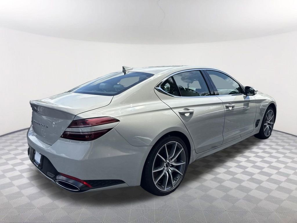 2025 Genesis G70 2.5T