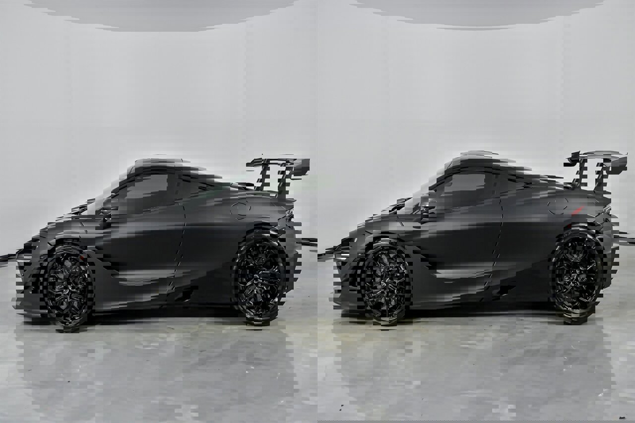 Used 2019 McLaren 720S photo 11