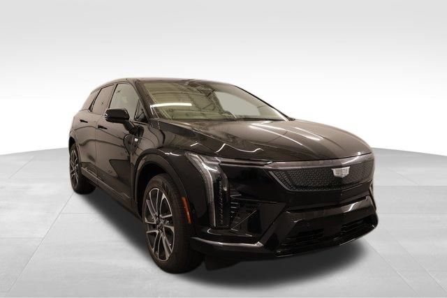 New 2026 Cadillac Optiq Sport 2 w/ LPO, Floor Liner Package