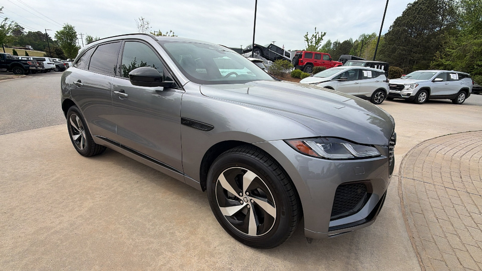 2024 Jaguar F-Pace R-Dynamic S