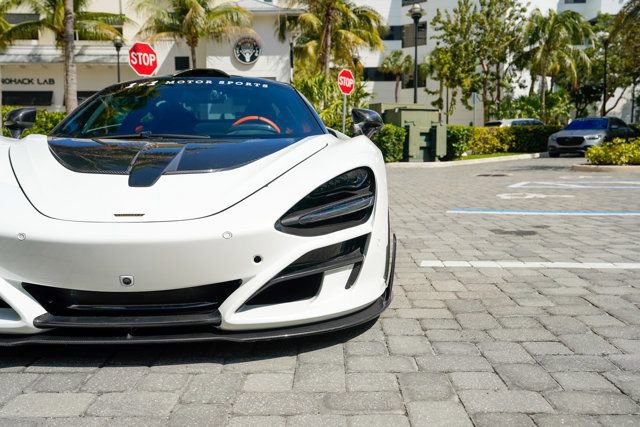 Used 2019 McLaren 720S Performance photo 8
