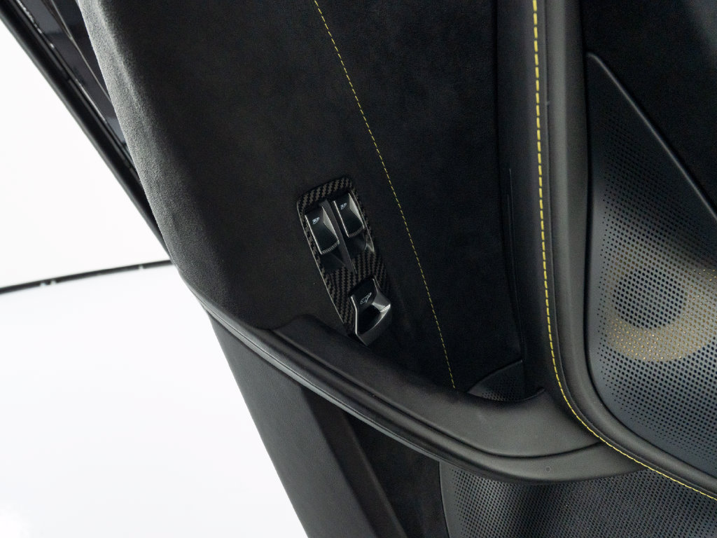 Used 2020 McLaren 720S Performance photo 13