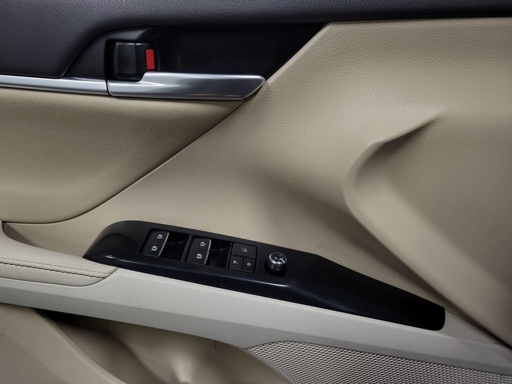 2019 Toyota Camry XLE