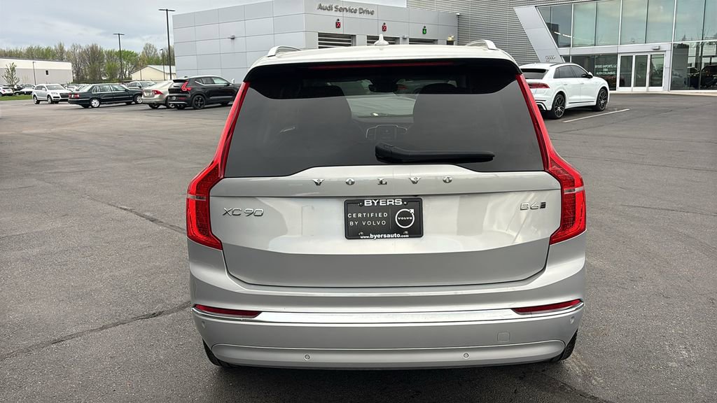 2023 Volvo Xc90 B6 Plus