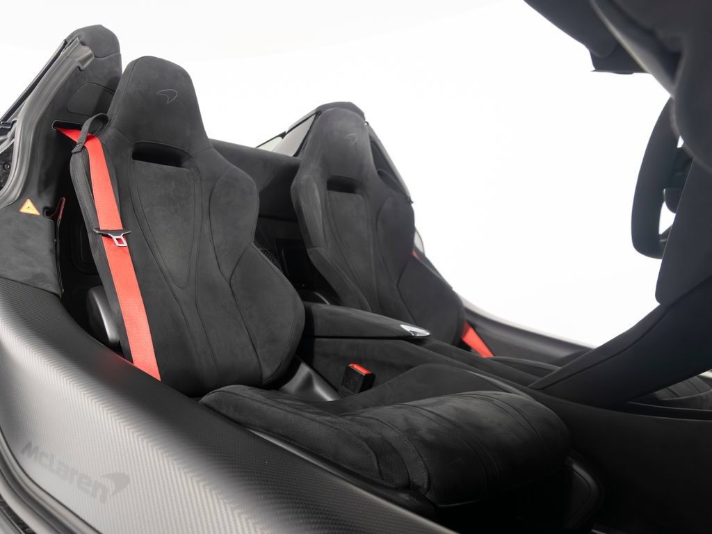 Used 2025 McLaren 750S Spider photo 35