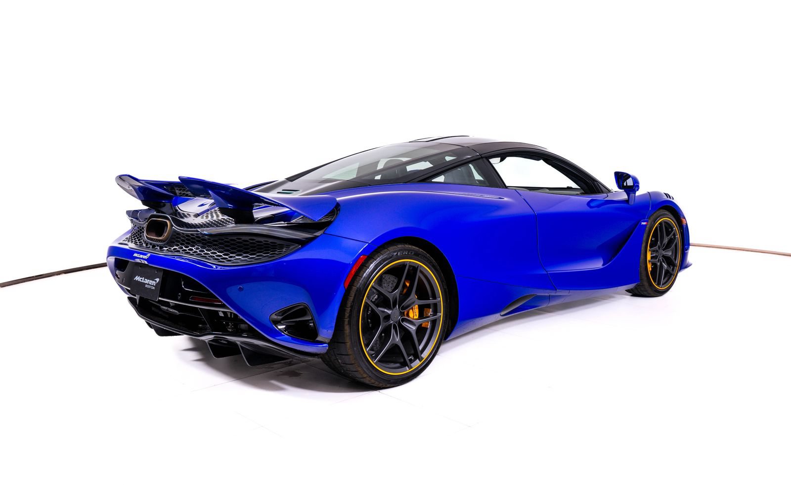 New 2025 McLaren 750S 5