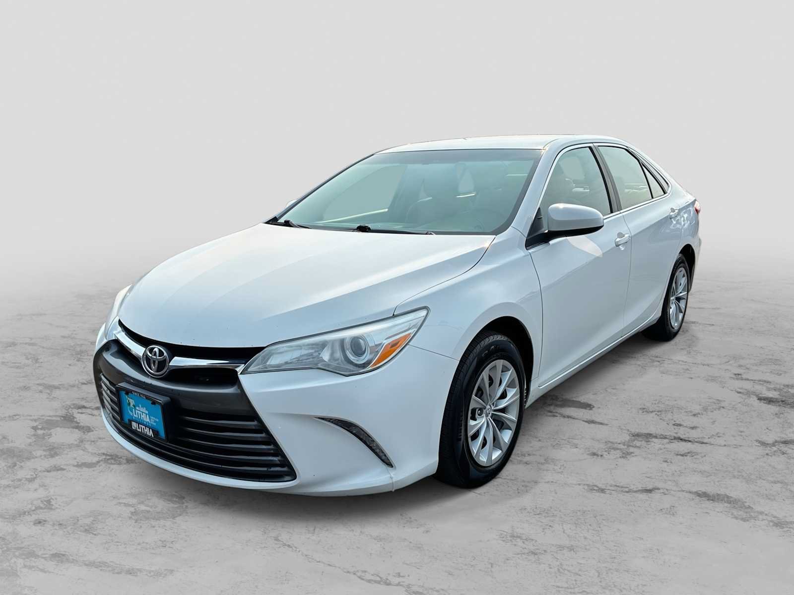 Used 2015 Toyota Camry LE
