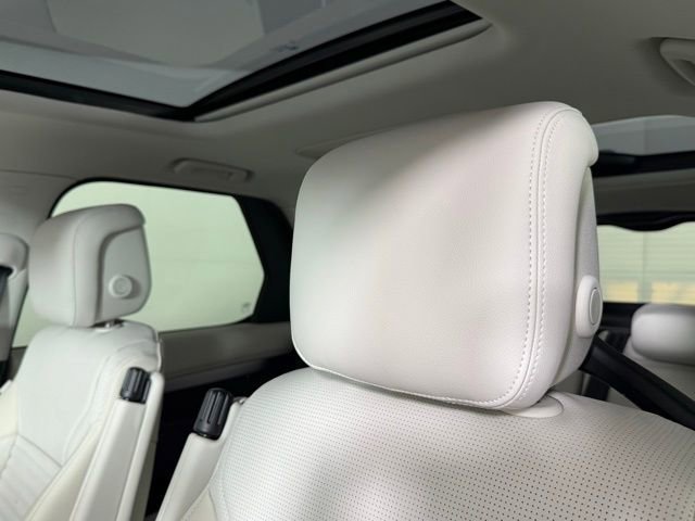 2026 Land Rover Discovery Dynamic SE