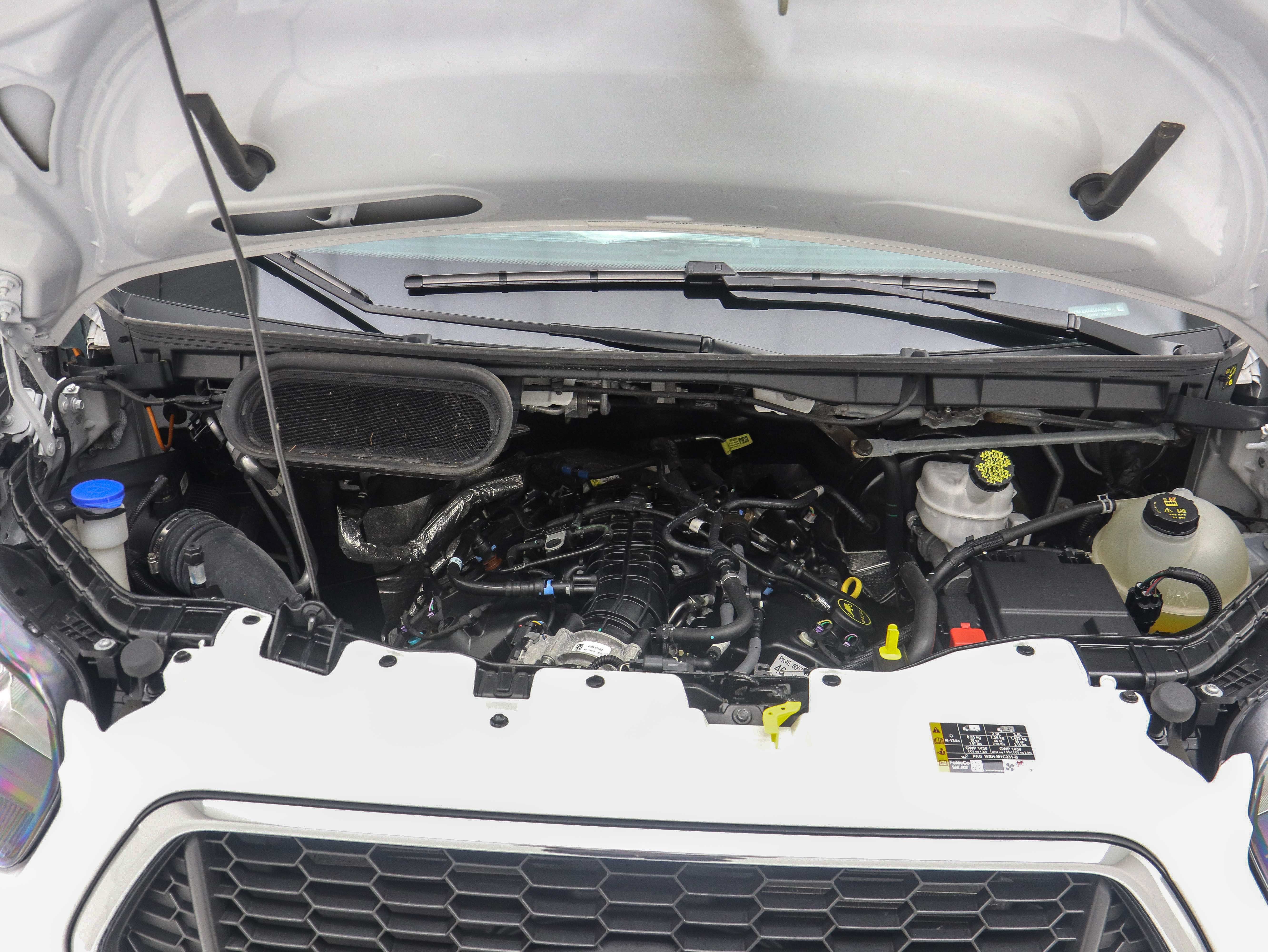 2025 Ford Transit Passenger Van XLT - Photo 34
