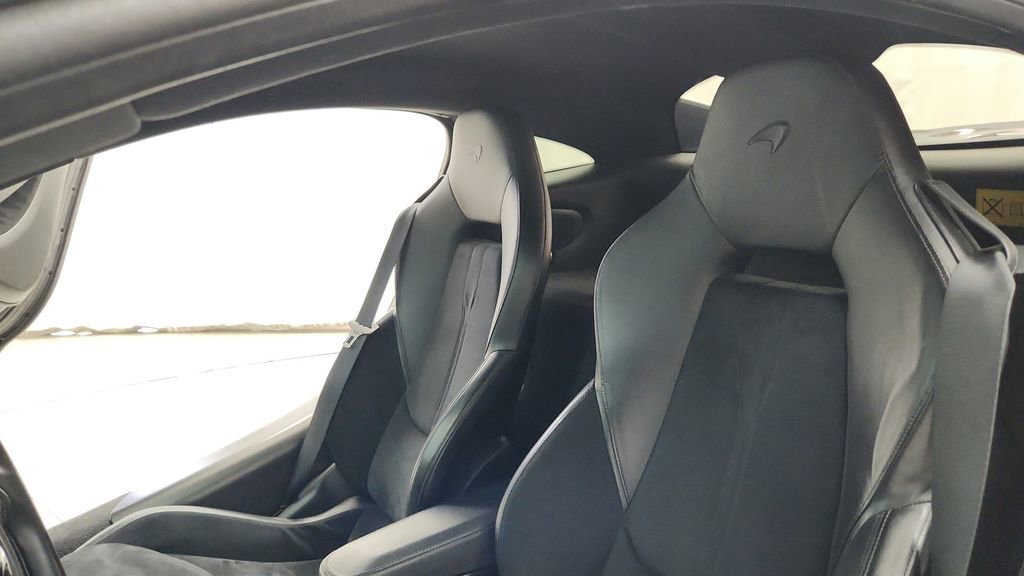 Used 2019 McLaren 600LT photo 38