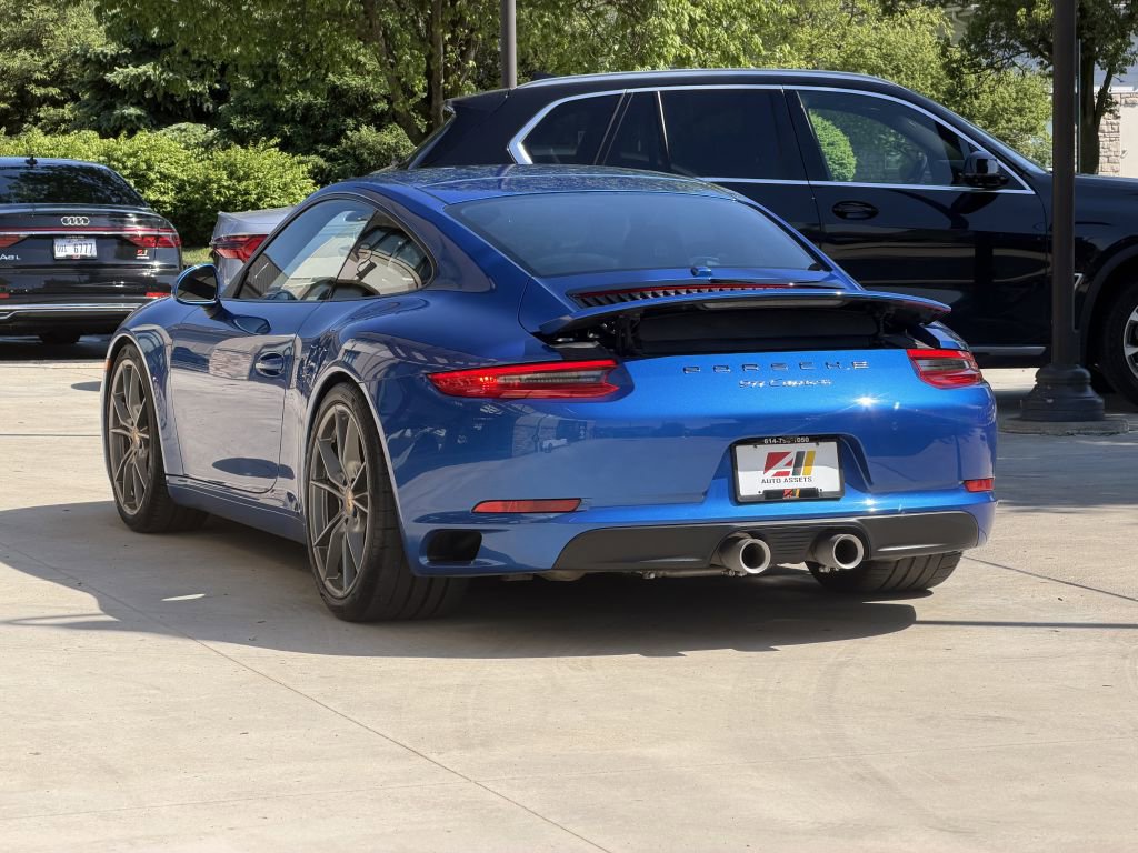 2017 Porsche 911 Carrera