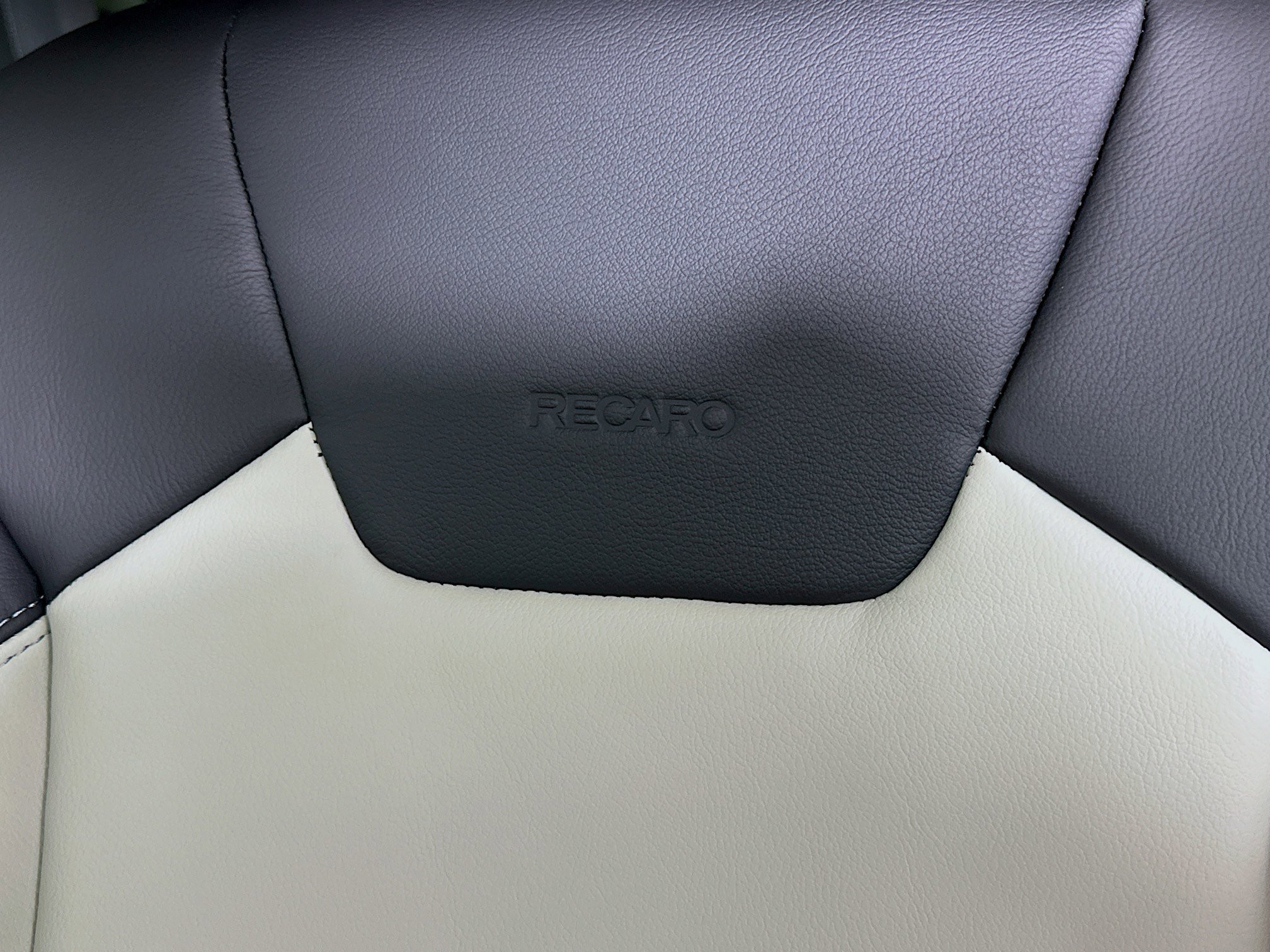 2026 INEOS Grenadier Fieldmaster Edition