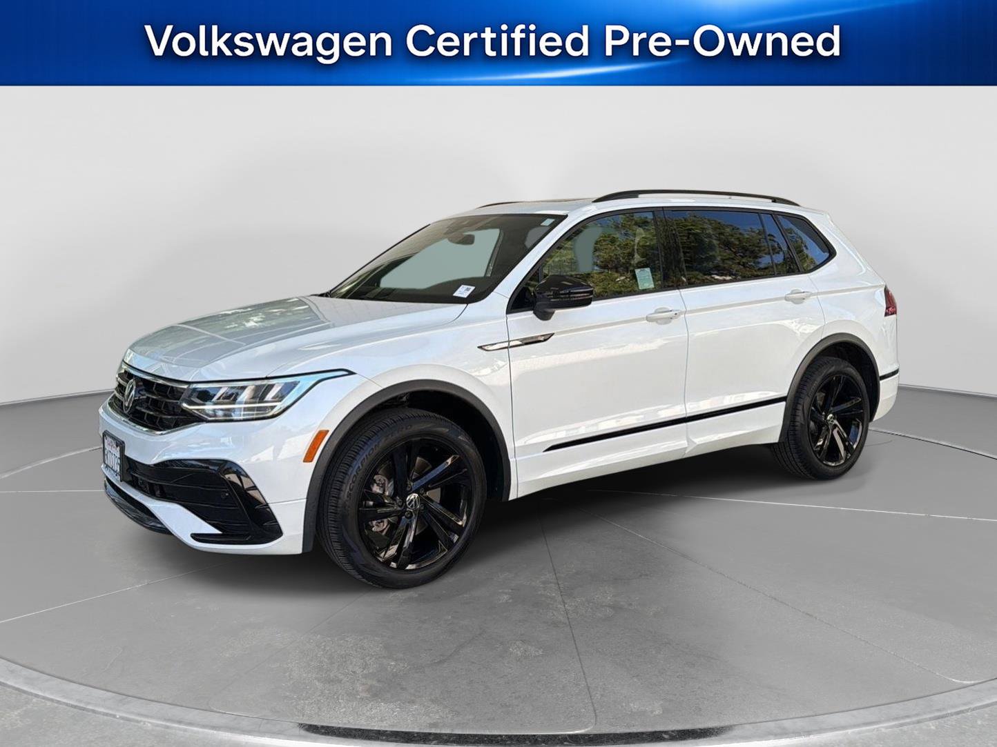 Certified 2024 Volkswagen Tiguan SE R-Line