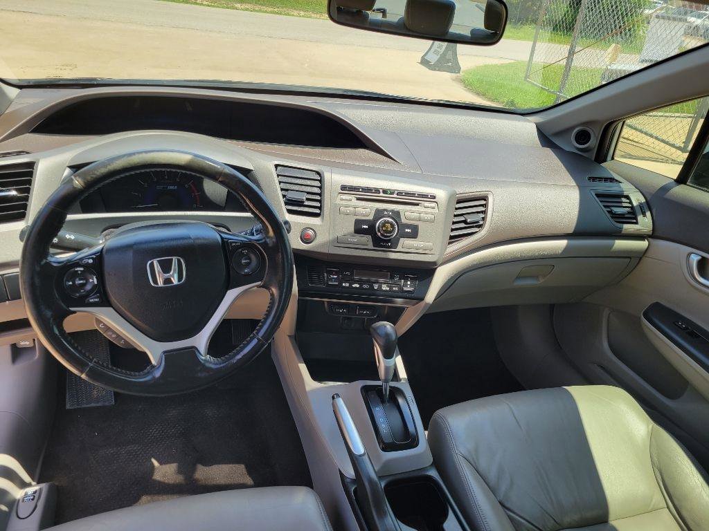 2012 Honda Civic Hybrid Sedan