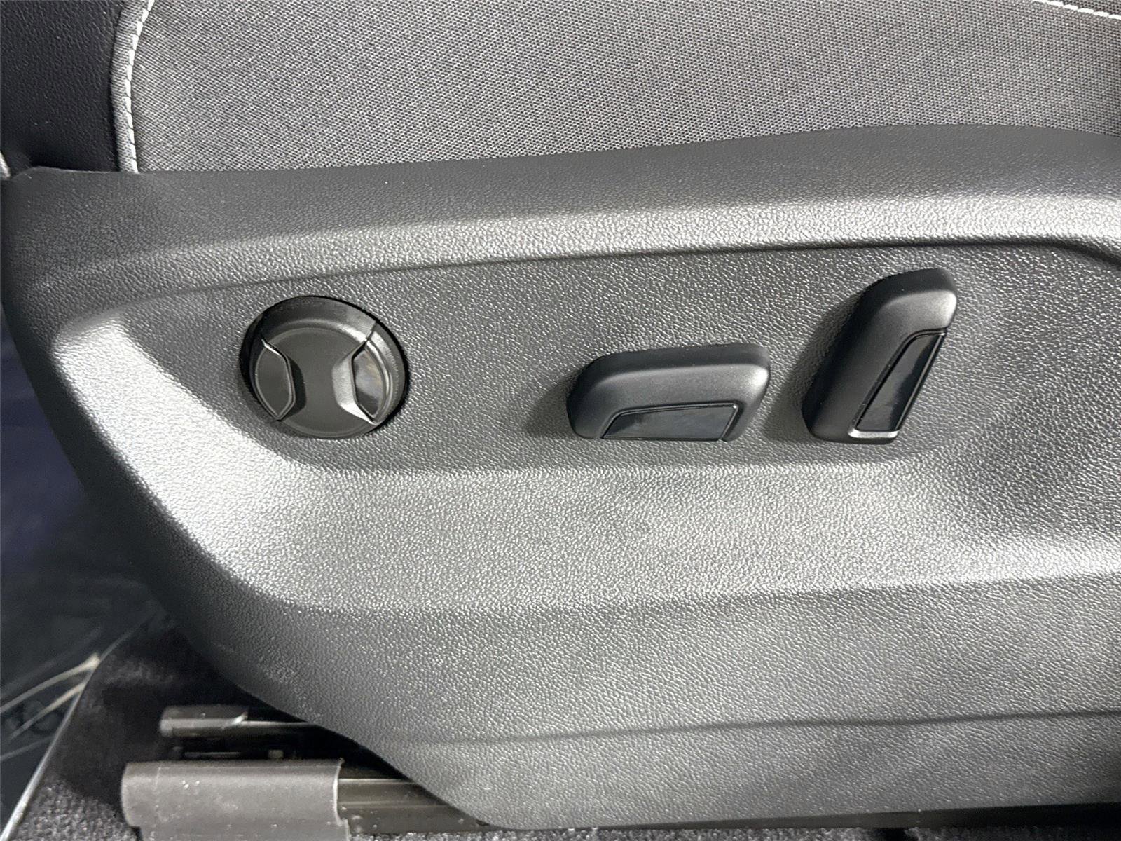 2024 Volkswagen Atlas SE