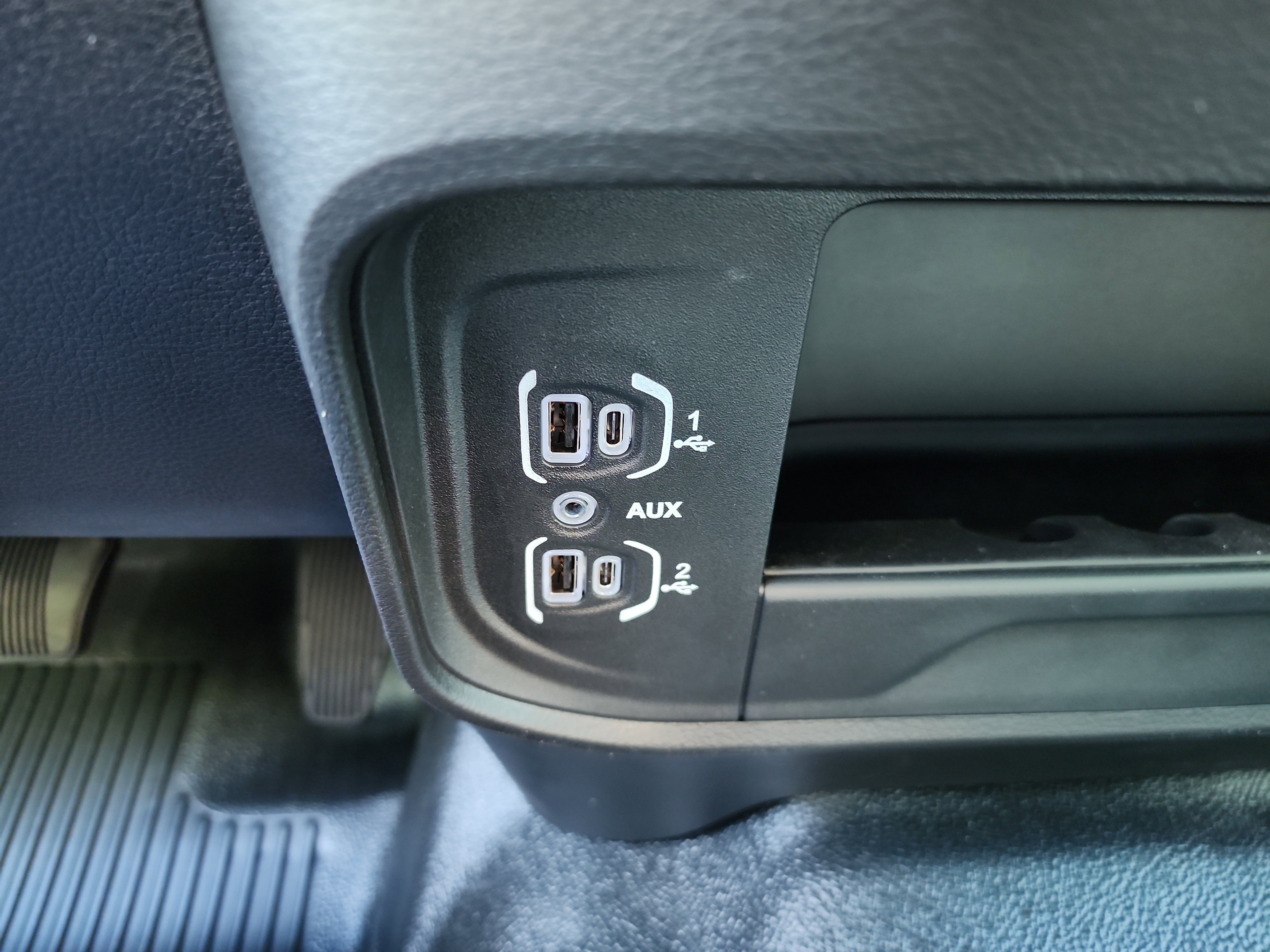 2026 RAM 5500 4x4 Crew Cab