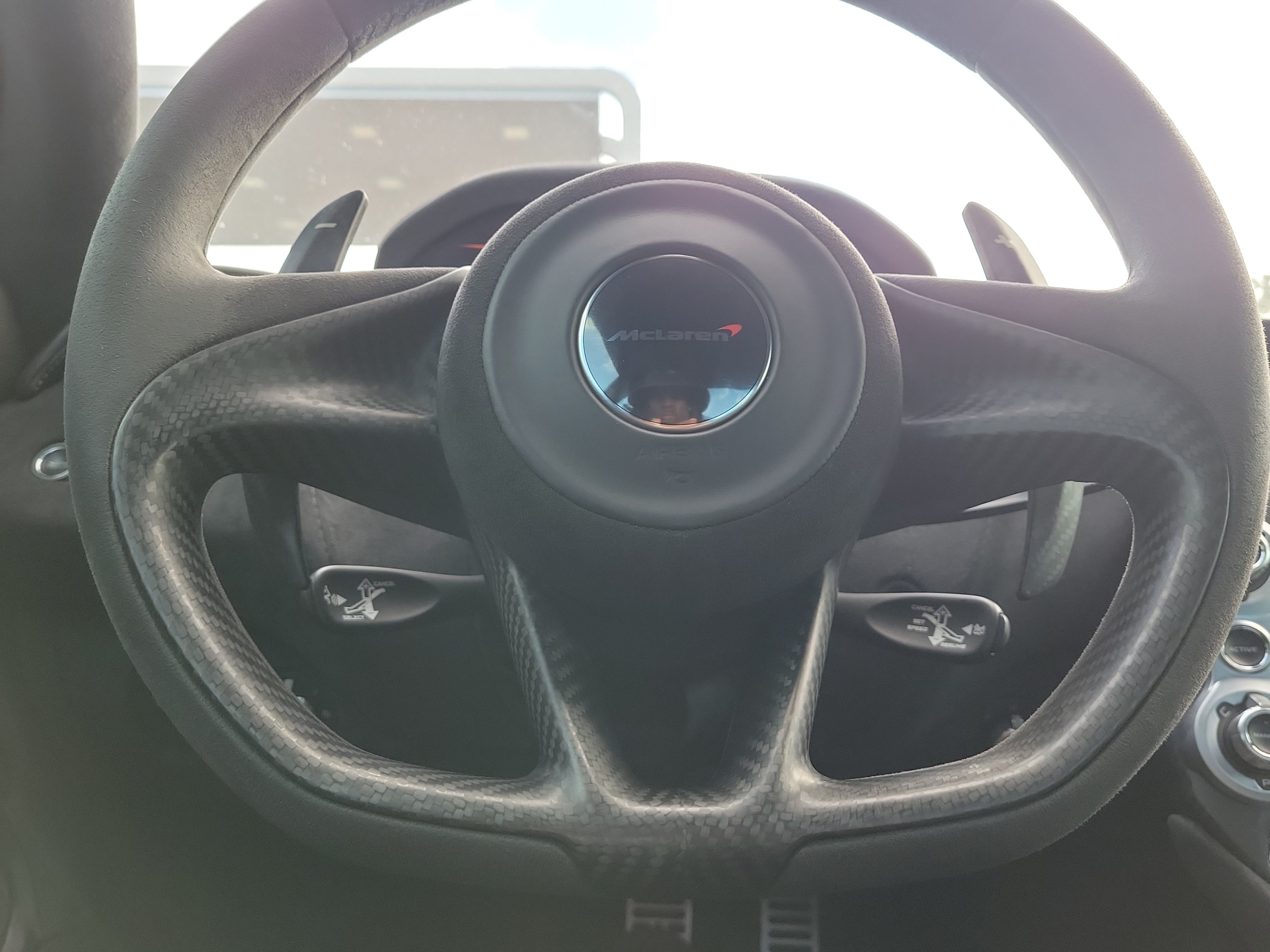 Used 2018 McLaren 720S Luxury photo 19