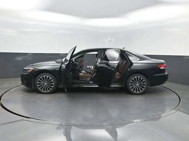 2022 Volkswagen Passat 2.0T