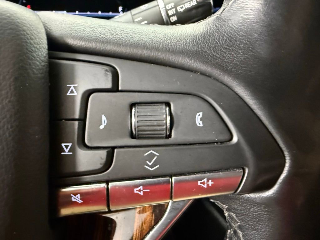 2022 Cadillac Escalade Premium Luxury