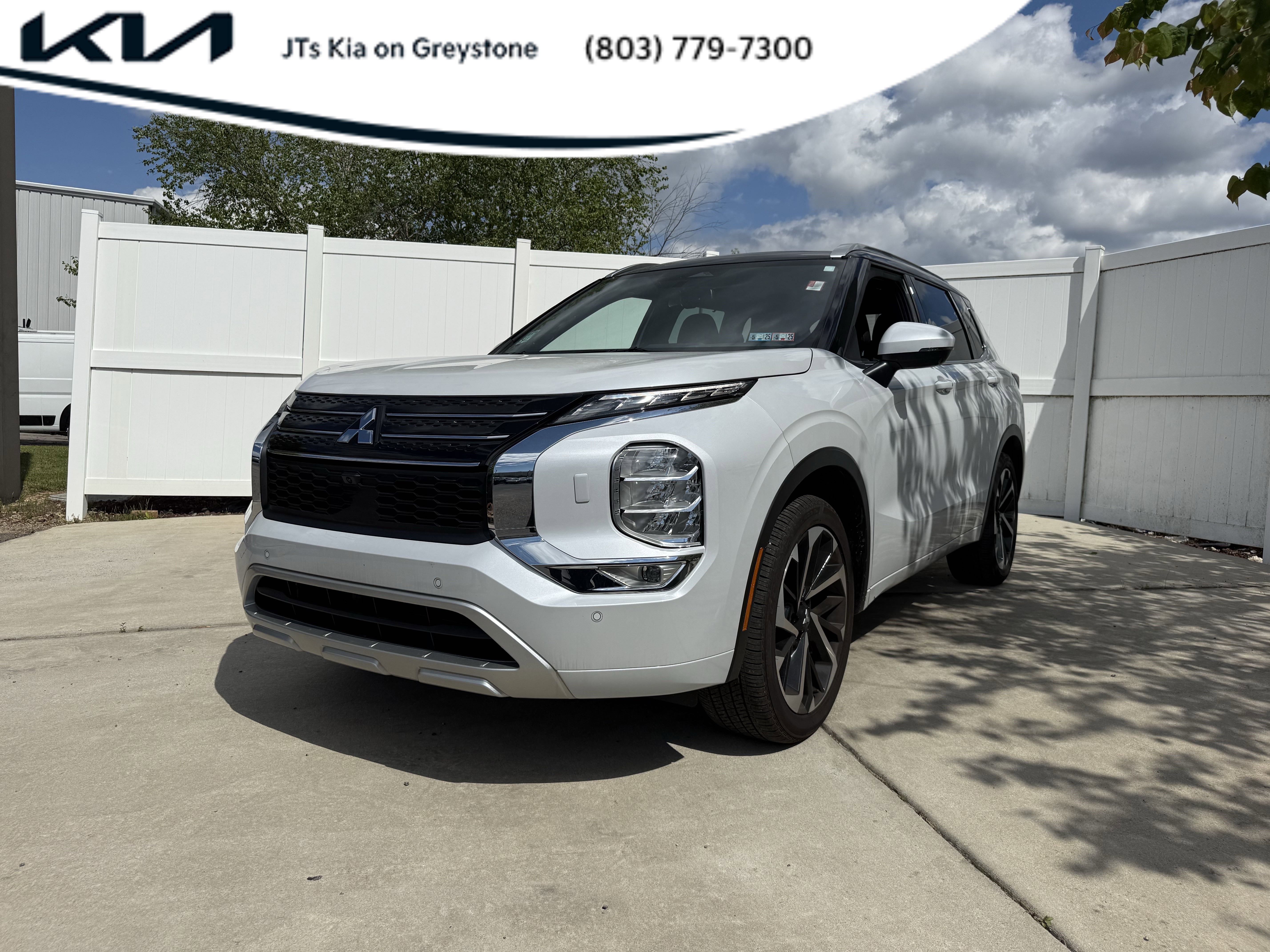 2023 Mitsubishi Outlander SEL