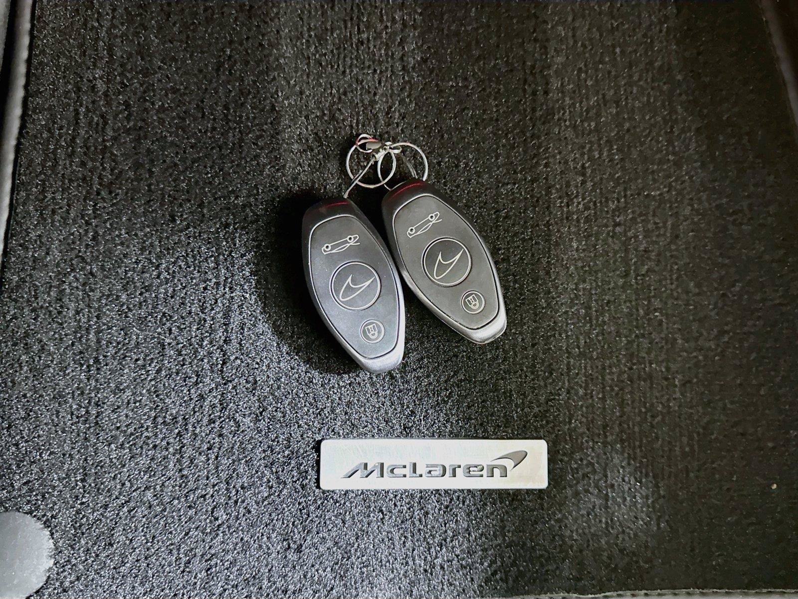 Used 2018 McLaren 720S Performance photo 39