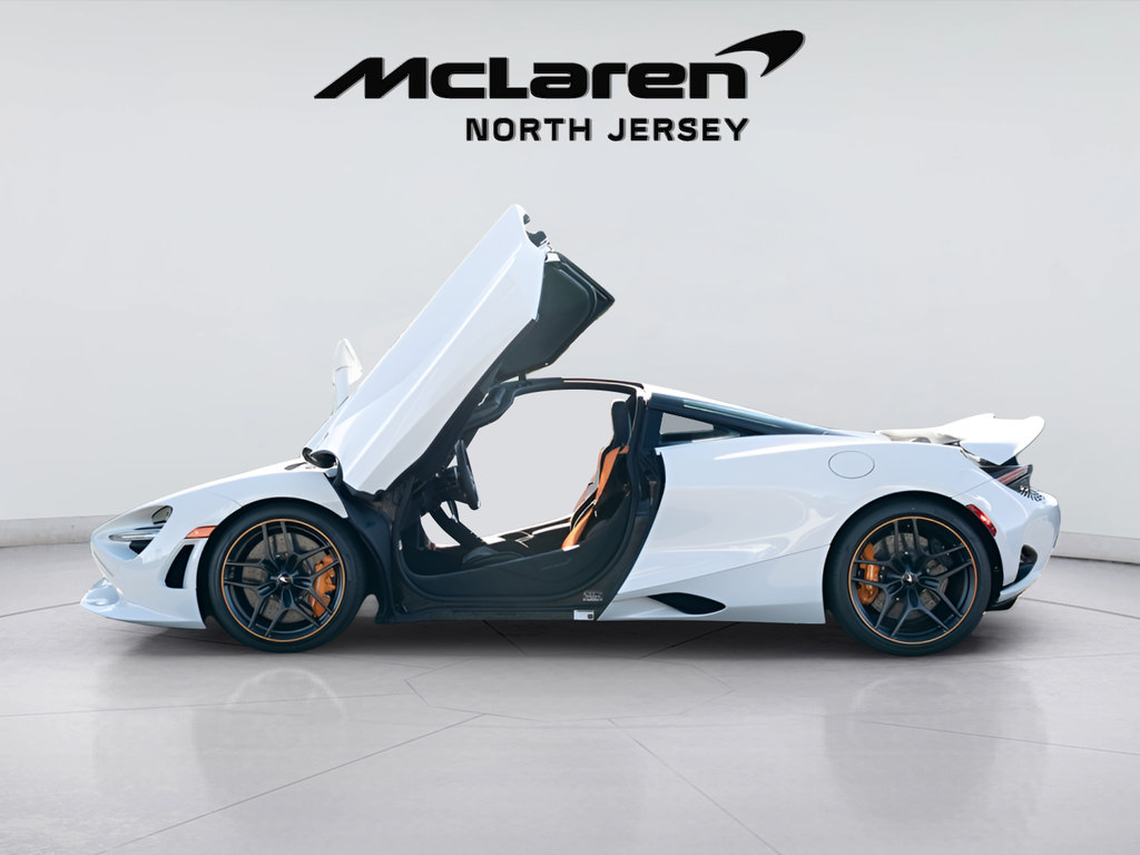 New 2026 McLaren 750S photo 16