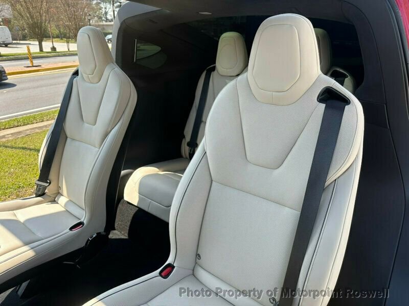 2022 Tesla Model X Plaid