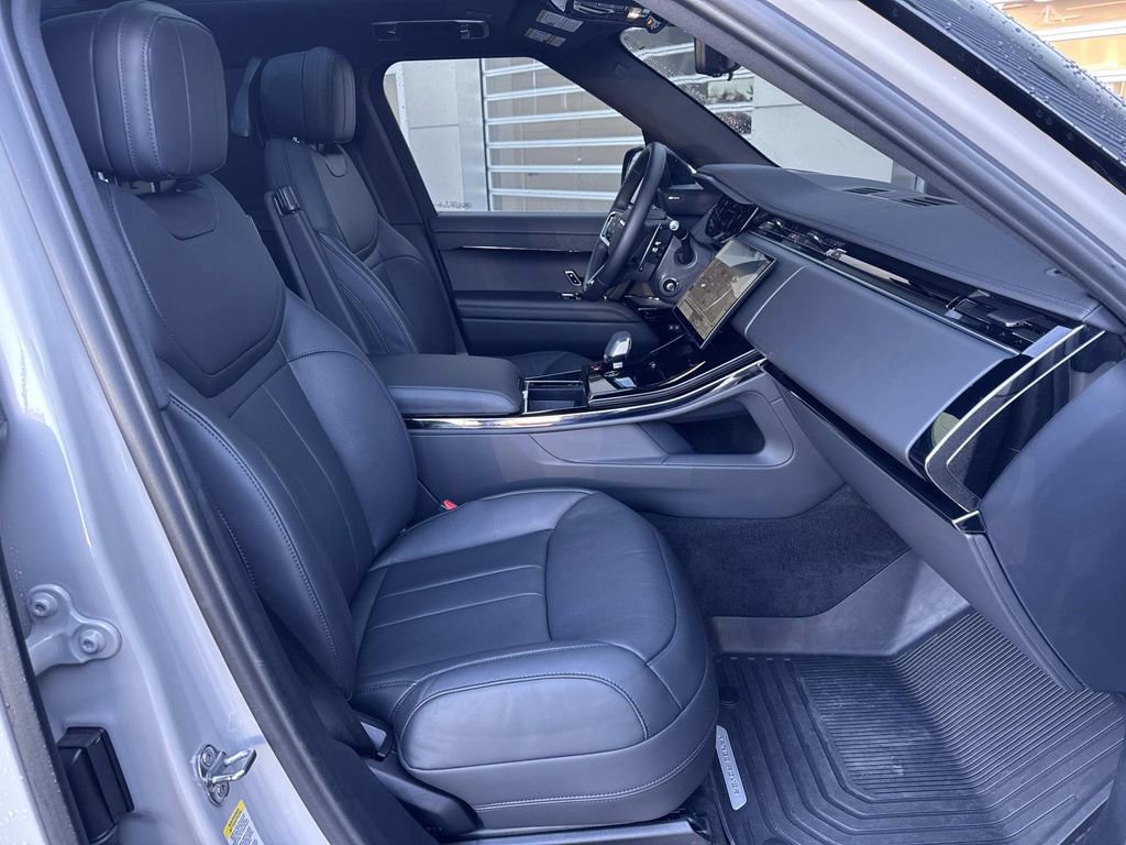 2025 Land Rover Range Rover Sport Dynamic SE