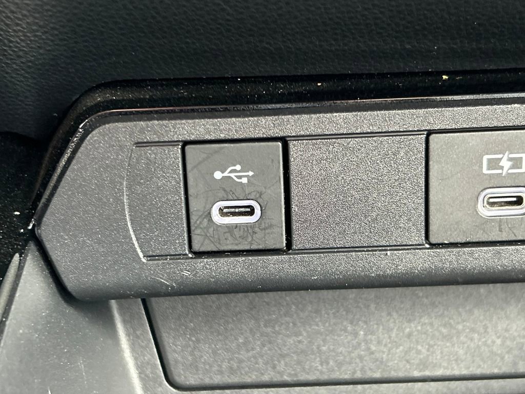 2025 Toyota Prius XLE