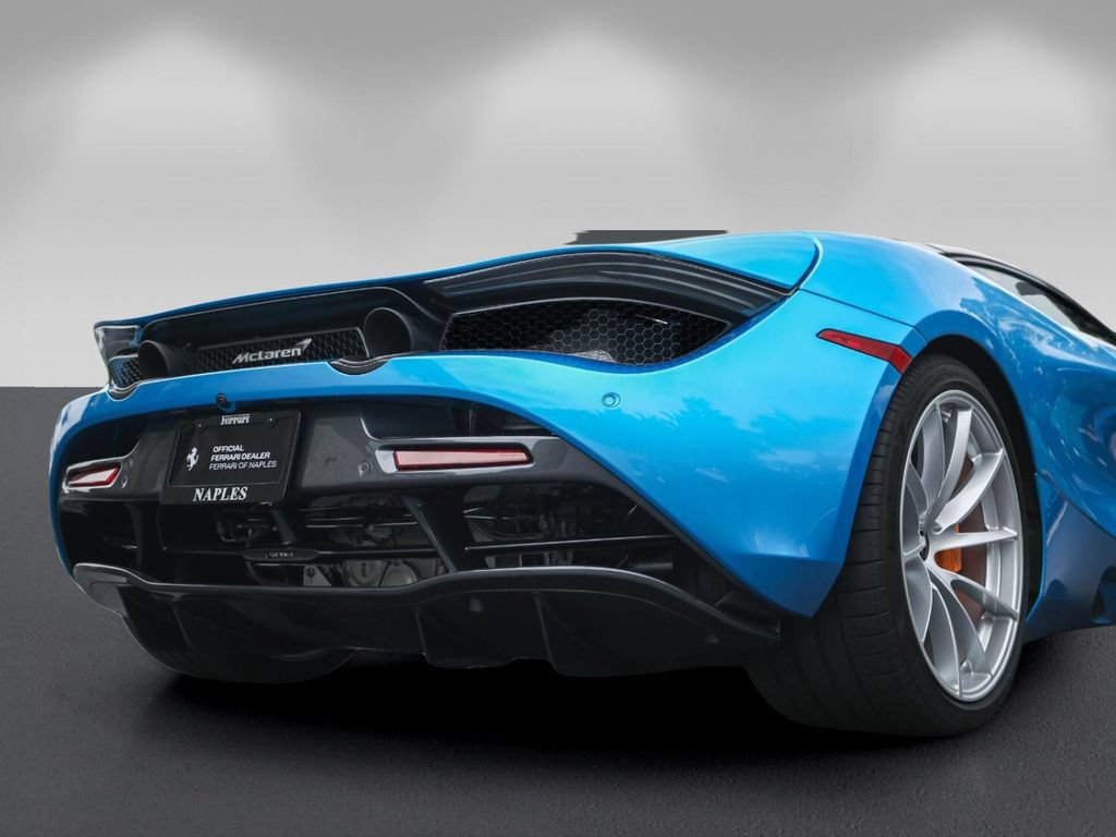 Used 2022 McLaren 720S Performance photo 17