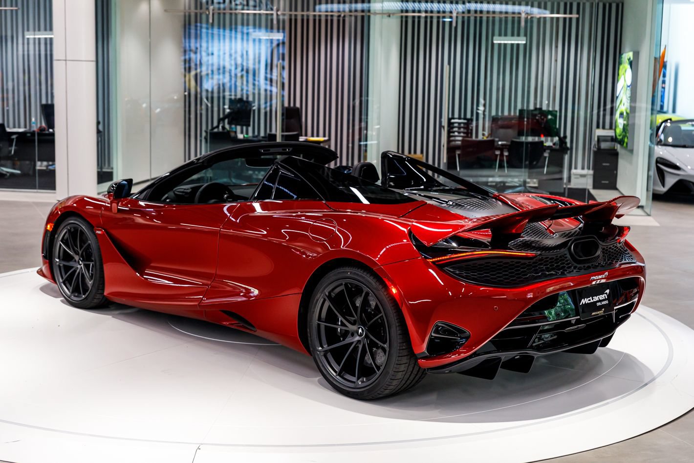 Used 2027 McLaren 750S Spider photo 27