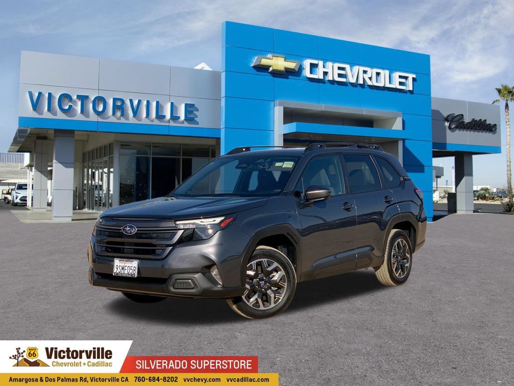Used 2025 Subaru Forester Premium w/ Convenience Package #1