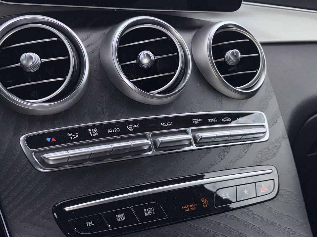 2020 Mercedes-Benz GLC 300