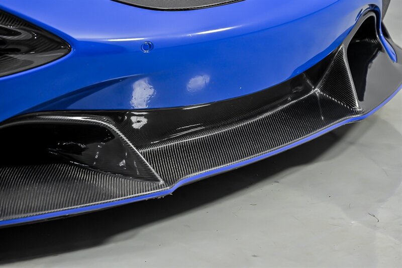 Used 2018 McLaren 720S Luxury photo 6