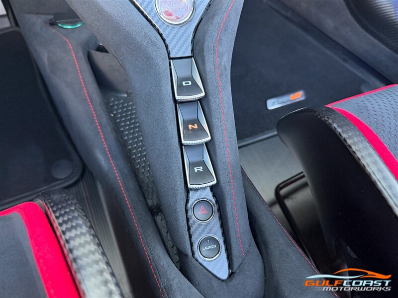 Used 2022 McLaren 765LT photo 21