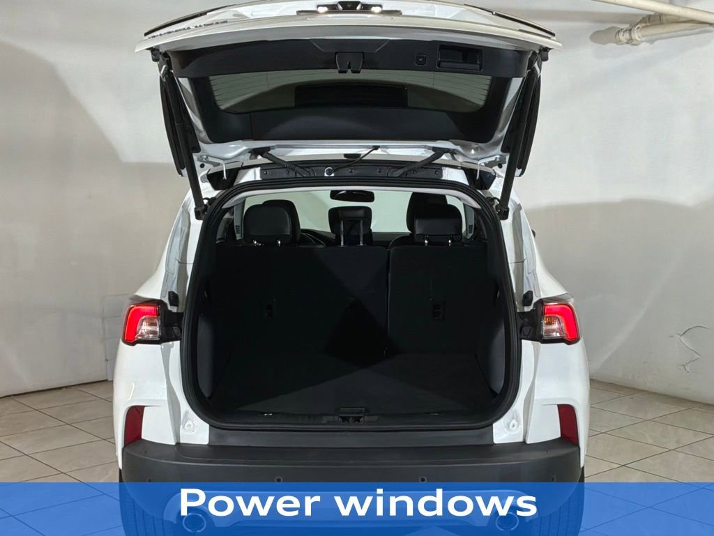 2021 Ford Escape Titanium