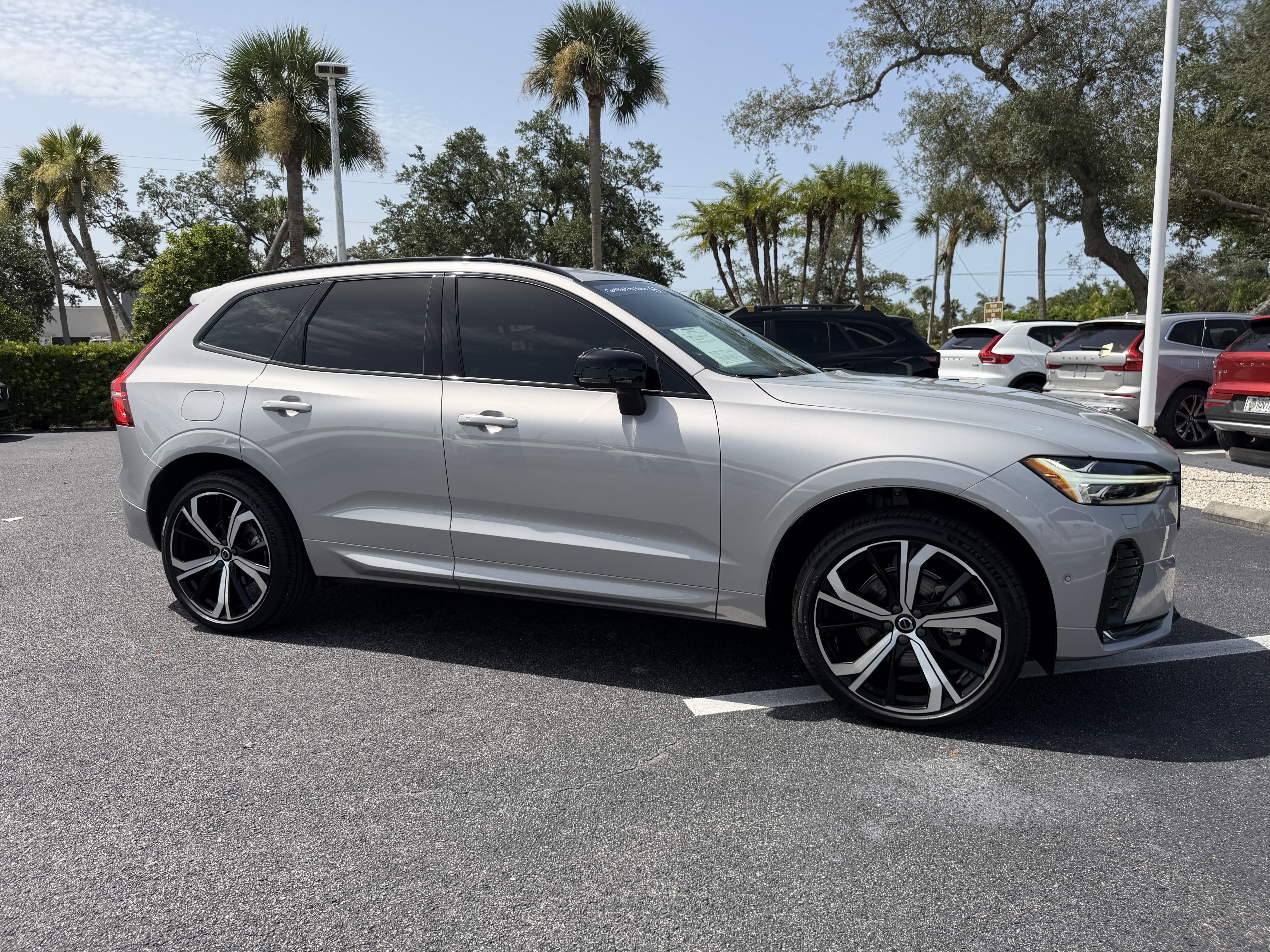 Certified 2023 Volvo XC60 B5 Ultimate w/ Climate Package