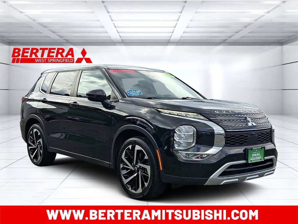 Used 2022 Mitsubishi Outlander SE