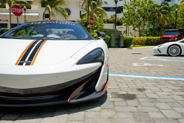 Used 2019 McLaren 600LT photo 8