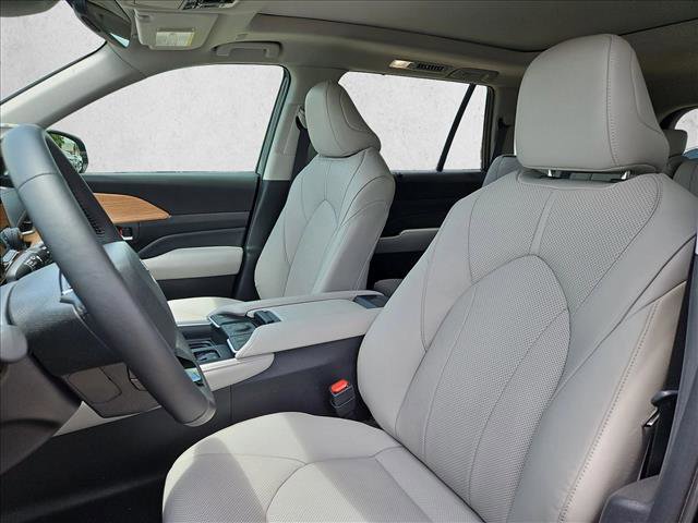 2025 Toyota Grand Highlander AWD