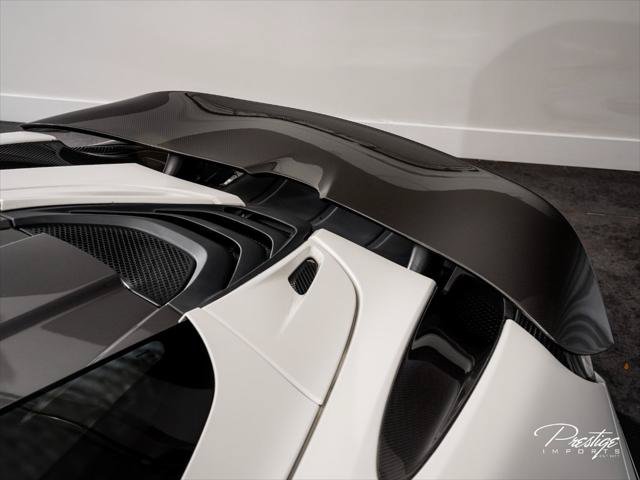Used 2020 McLaren 720S Performance photo 26