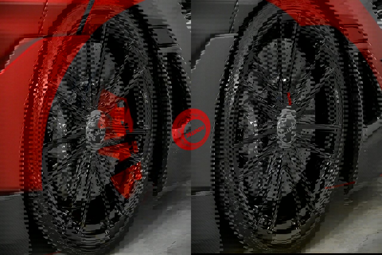 Used 2018 McLaren 720S photo 21