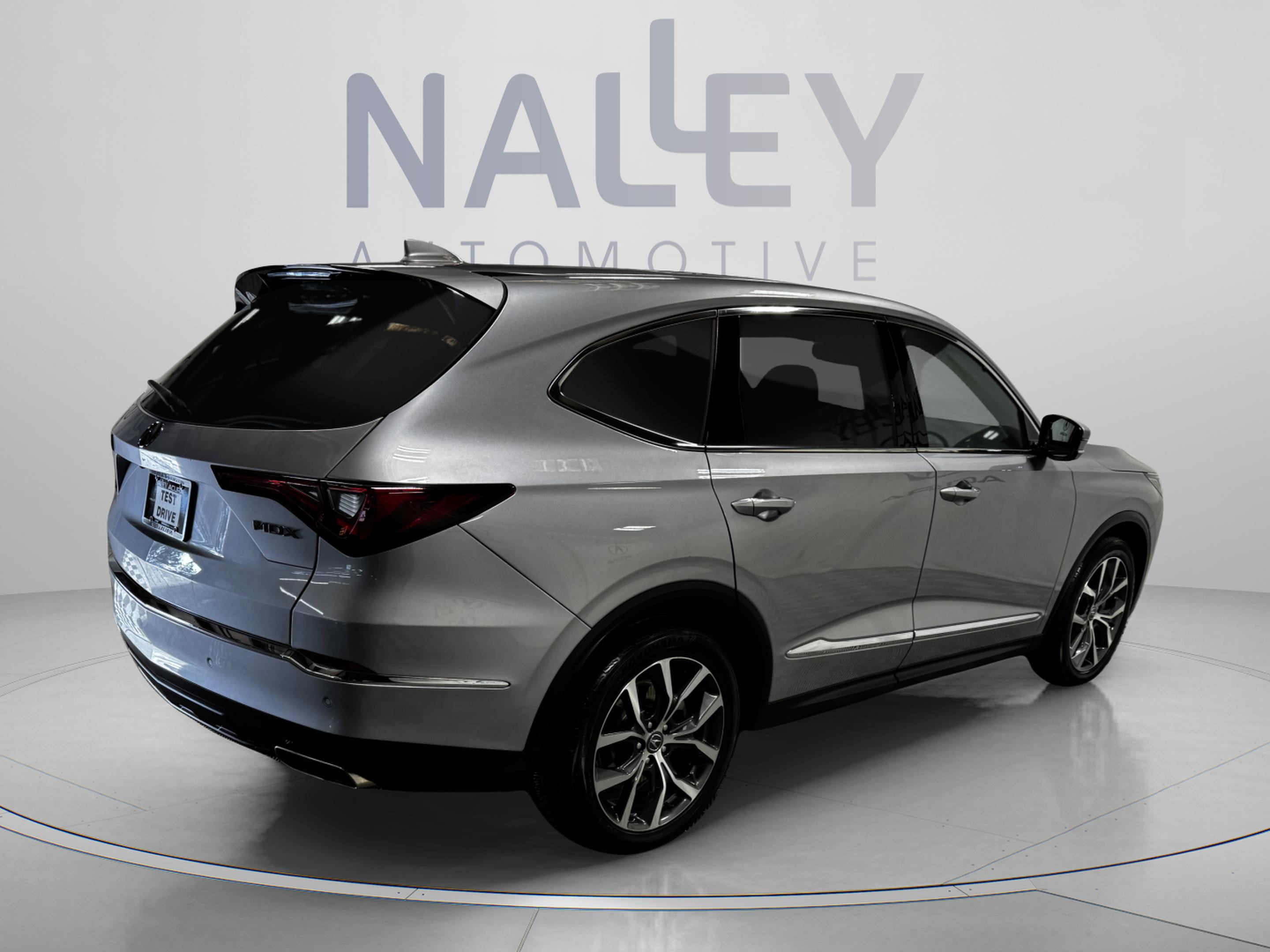 2023 Acura MDX FWD w/ Technology Package