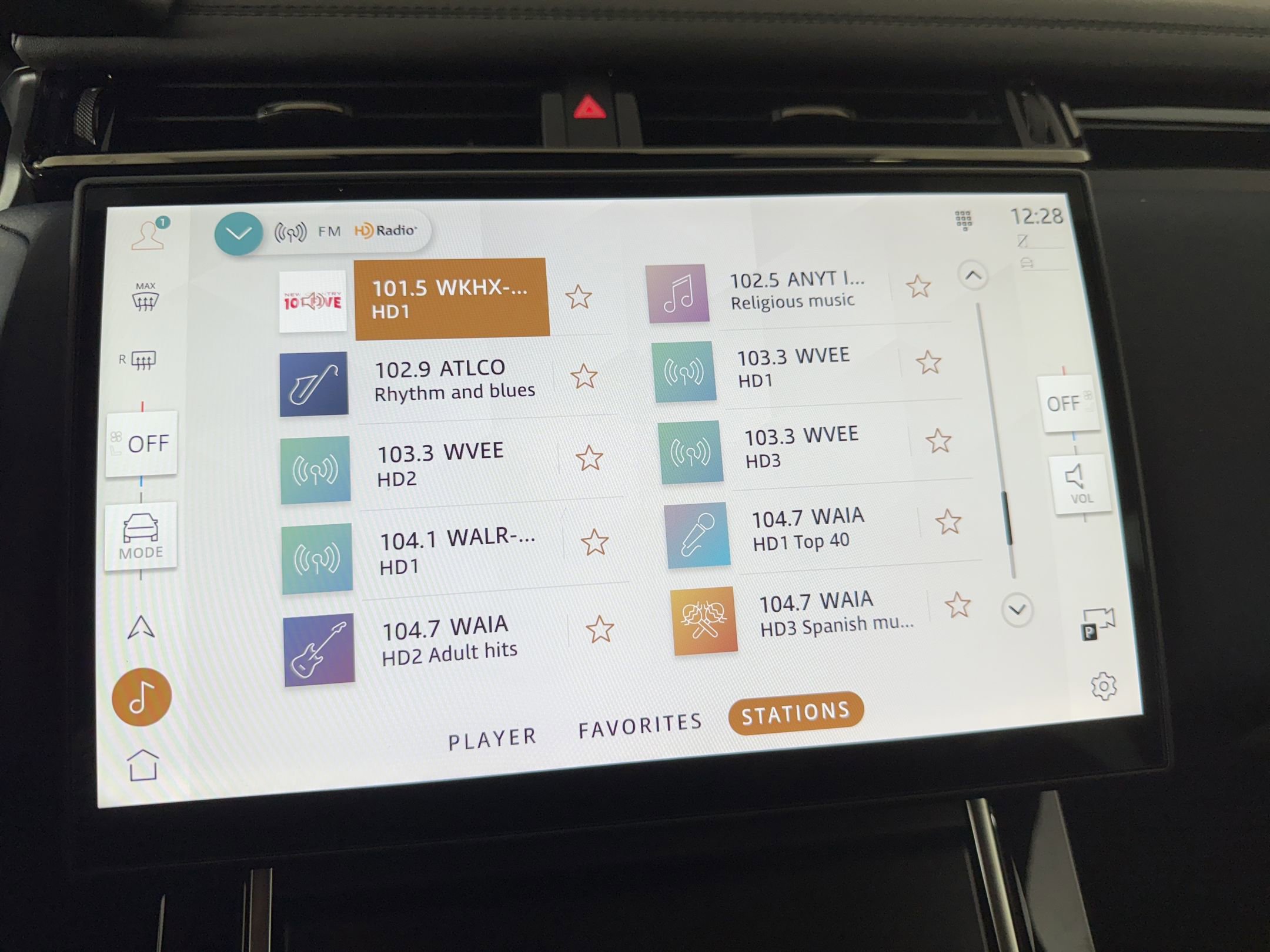 2026 Land Rover Range Rover Velar Dynamic SE