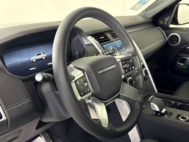 2025 Land Rover Discovery Dynamic SE