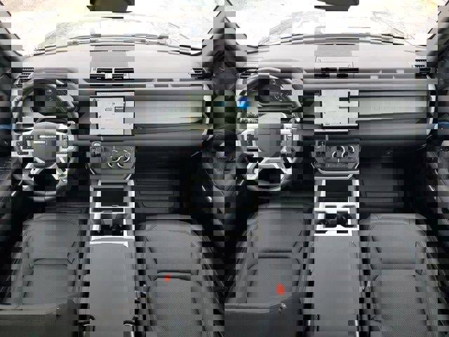 2025 Land Rover Defender 110 S