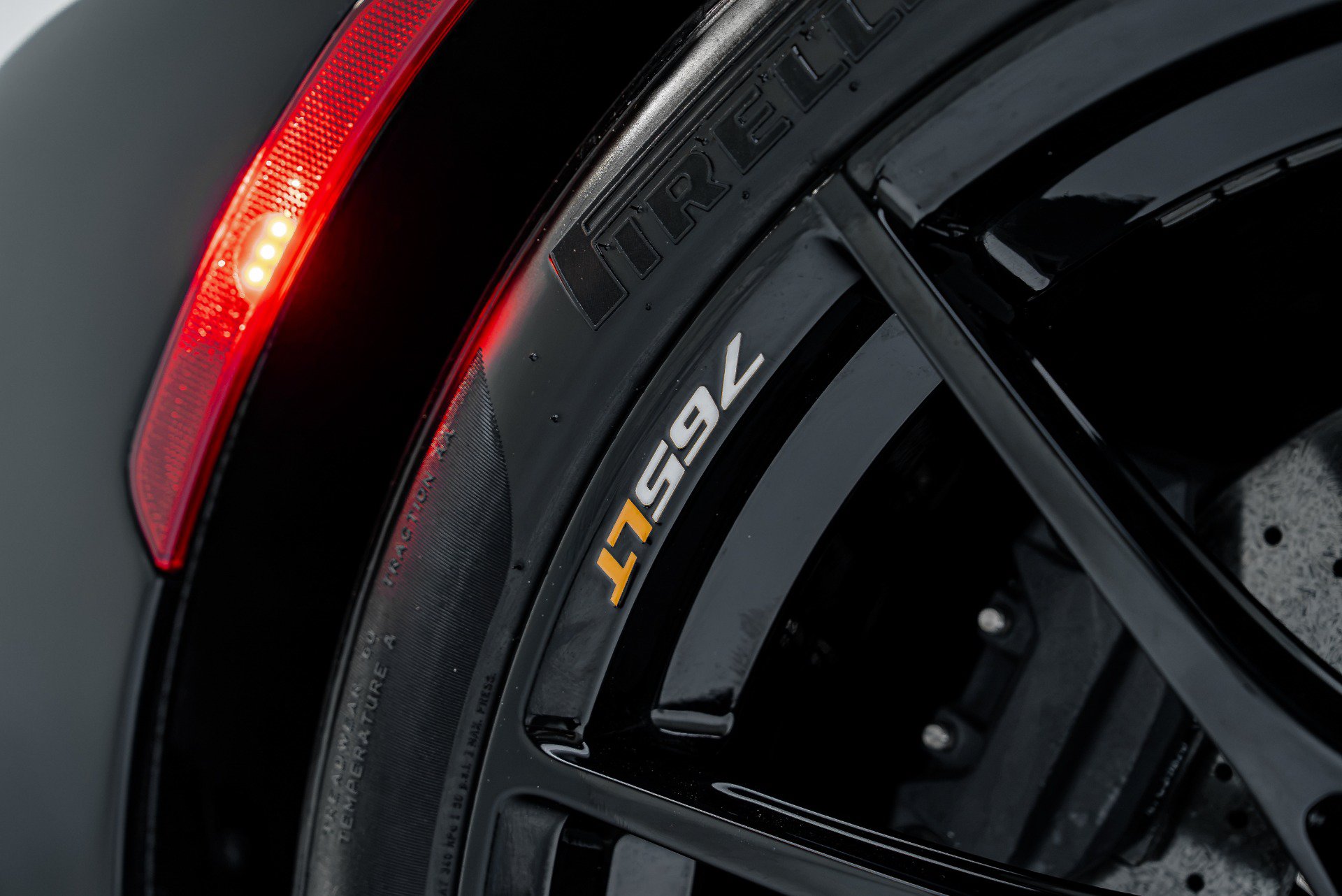 Used 2022 McLaren 765LT photo 49