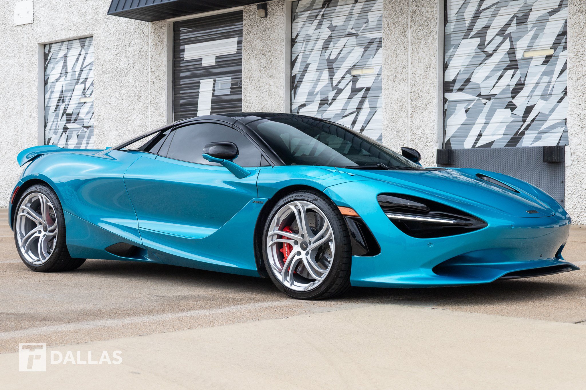Used 2025 McLaren 750S Spider photo 18